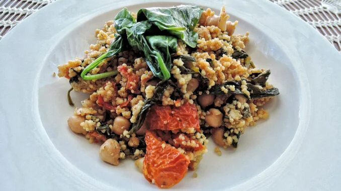 Descubre en ésta entrada los Platos típicos de MARRUECOS, ponte cómodo y disfruta de la gastronomía marroquí y árabe. Cuscus, el tajin, pastilla, harira, kefta, el zaalouk, el meshwi, dulces marroquis