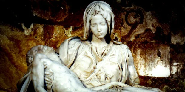 Miguel Ángel Piedad en la basílica de San Pedro del Vaticano