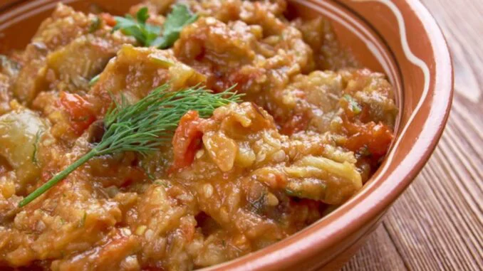 Descubre en ésta entrada los Platos típicos de MARRUECOS, ponte cómodo y disfruta de la gastronomía marroquí y árabe. Cuscus, el tajin, pastilla, harira, kefta, el zaalouk, el meshwi, dulces marroquis