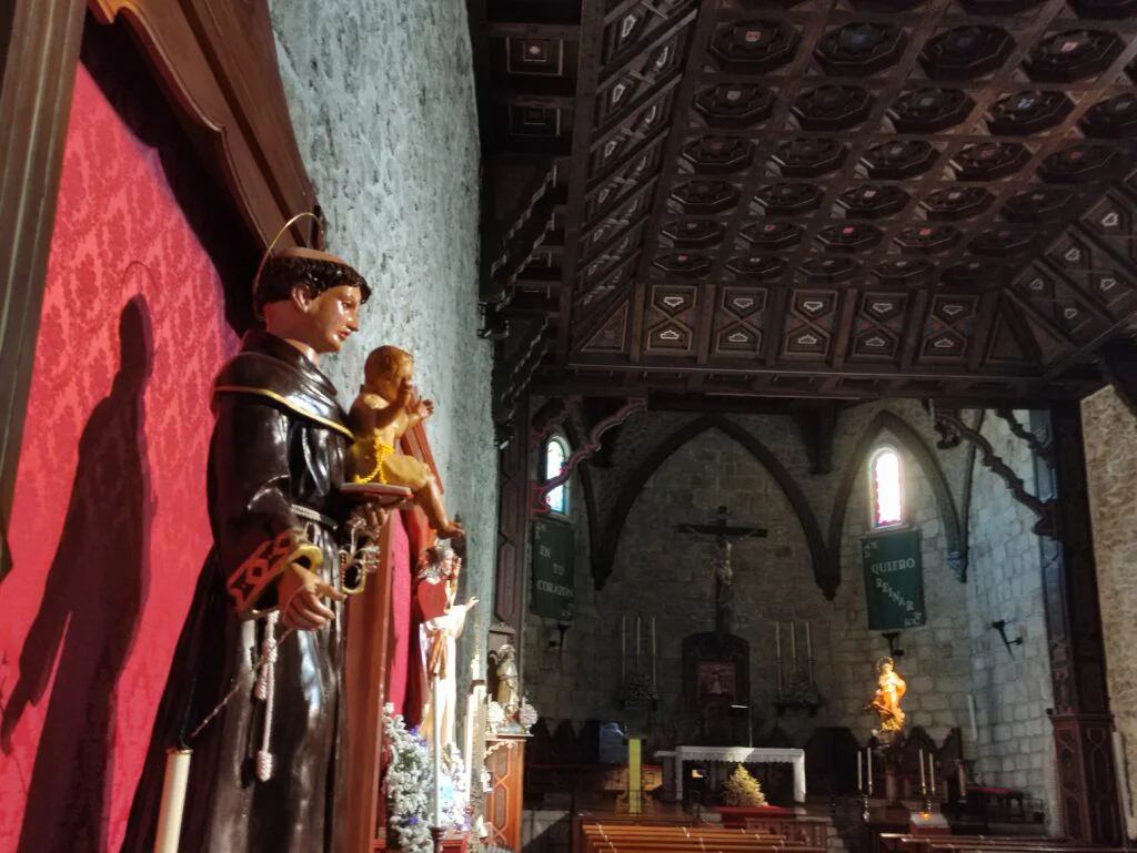Que ver en Buitrago de Lozoya. Centro Histórico de Buitrago de Lozoya. Castillo de Buitrago de Lozoya. Plaza y museo Picasso. Iglesia de Santa María del Castillo. Ruta de Senderismo.