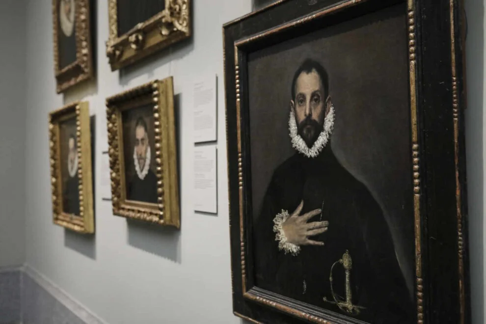 🇪🇦 Lugares del mundo: ¿Qué ver en la Casa museo El Greco en Toledo? 🏛️ EuropaPress 3382298 Varias Obras Componen Exposicion Greco Illescas Presentacion Museo Prado 990x660 1