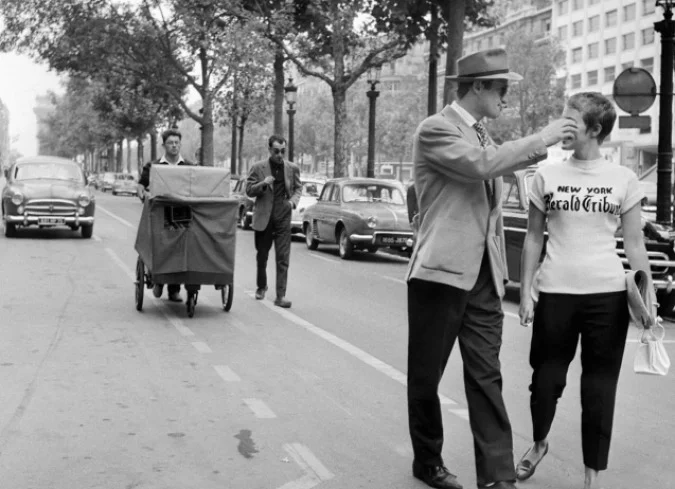 París de Cine: Ruta Definitiva de Lugares de Películas en París À Bout de Souffle en Campos Elíseos