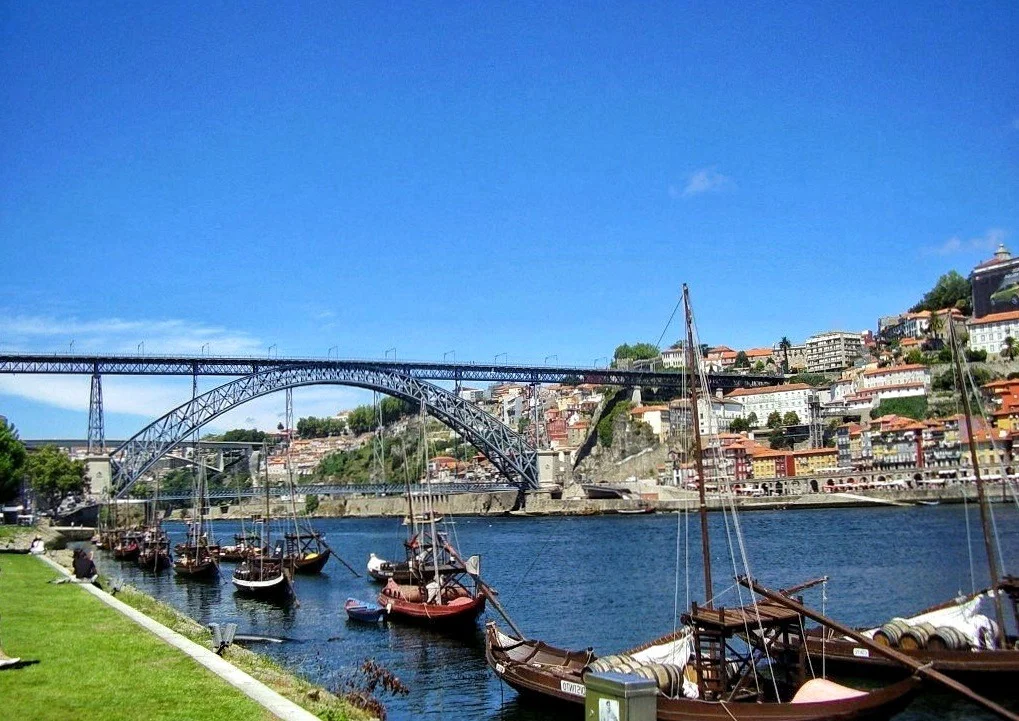 🇵🇹 Que pueblos ver alrededor de Oporto. Excursión desde Oporto. 44b81c7bcda46570c0c4d4afcce56de3 01