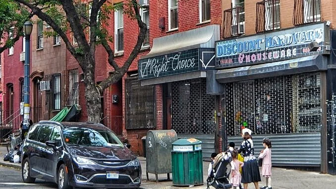 🇺🇸 (Parte 2) Barrio Williamsburg, Brooklyn Segunda parte. Historia, Habitantes, Curiosidades, Street Art. IMG 20200822 015227 01 678x381 01