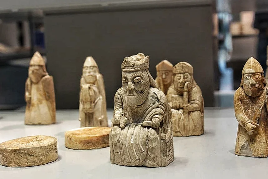 🇬🇧 Que ver en el British Museum. Las 15 obras más importantes 🏛️ Chess Chessmen Lewis Chessmen British Museum 01