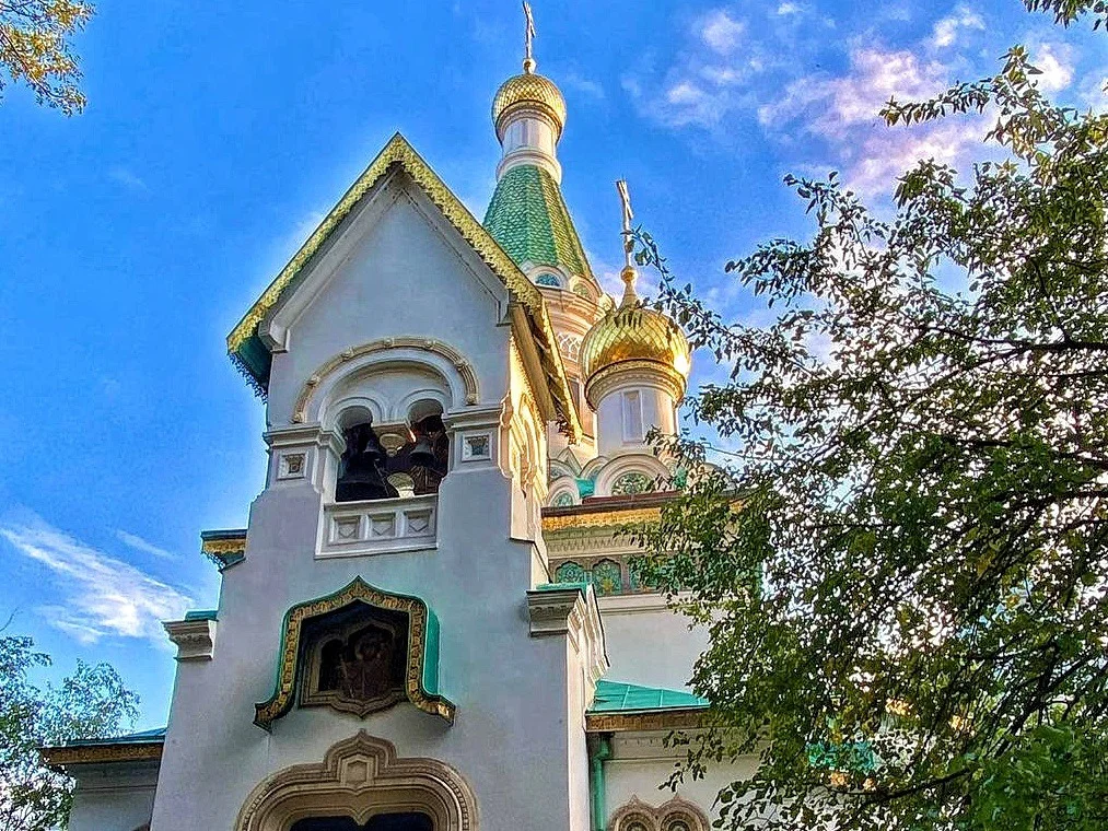 Qué ver en Sofía - Iglesia ortodoxa rusa de San Nicolás con cúpulas doradas
