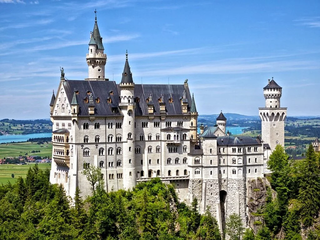 337050826 925190575188937 942482195783551901 N 01 1024x767