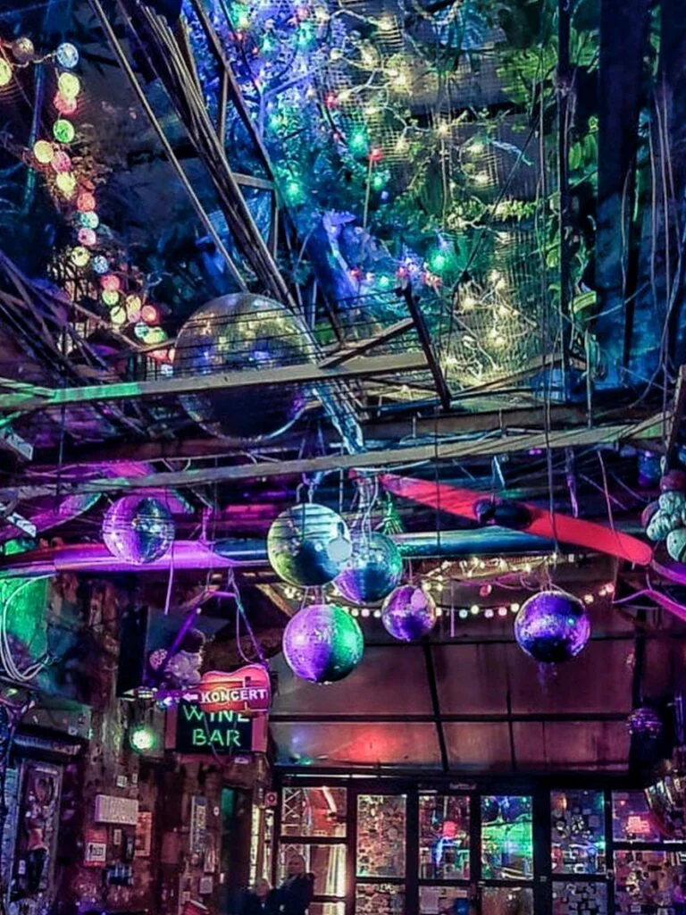 Szimpla Kert Ruins Bar 768x1024