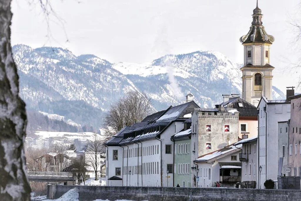 Rattenberg pueblo pequeño Austria cristal