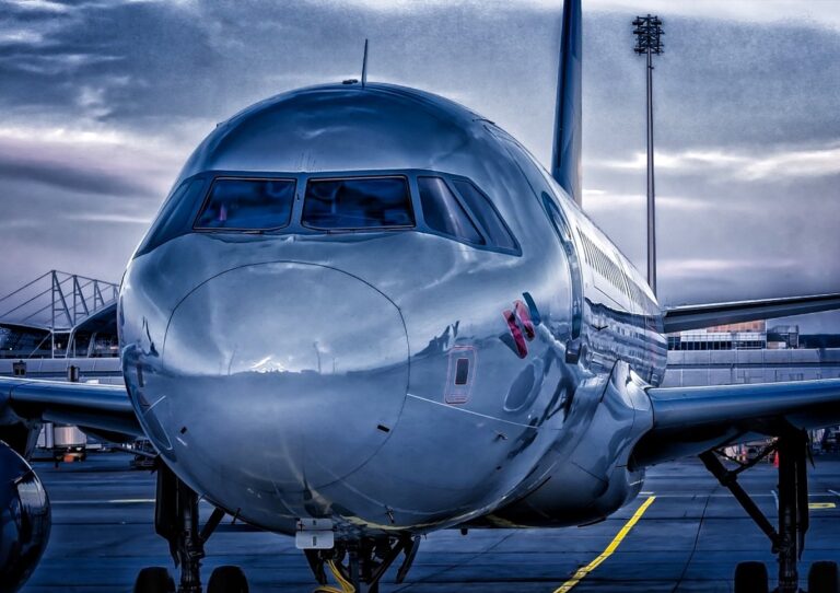 A qué velocidad viaja un avión de pasajeros: todo lo que debes saber ⋆