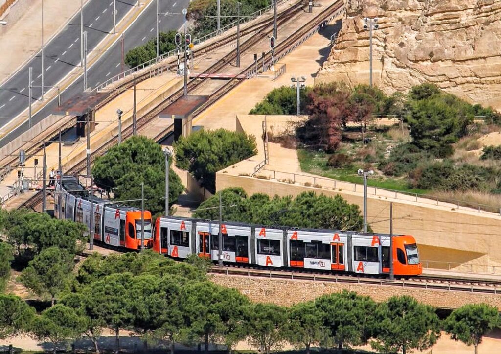 Disfruta del Tram de Alicante